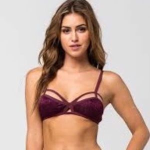 Tilly’s Strappy Lace Bralette